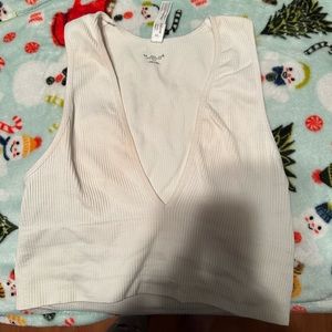 Urban outfitters crop top! (No stains)